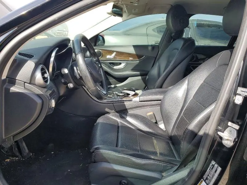 2015 MERCEDES-BENZ C 300  