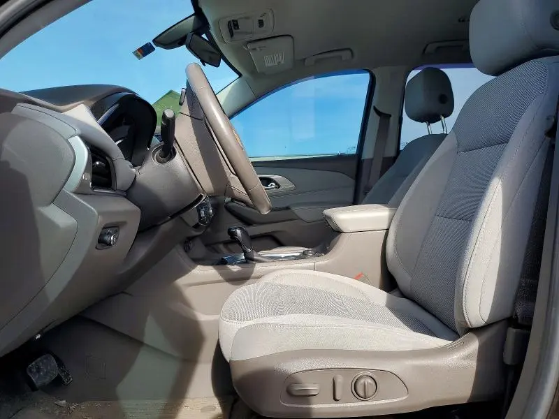 2018 CHEVROLET TRAVERSE LT  