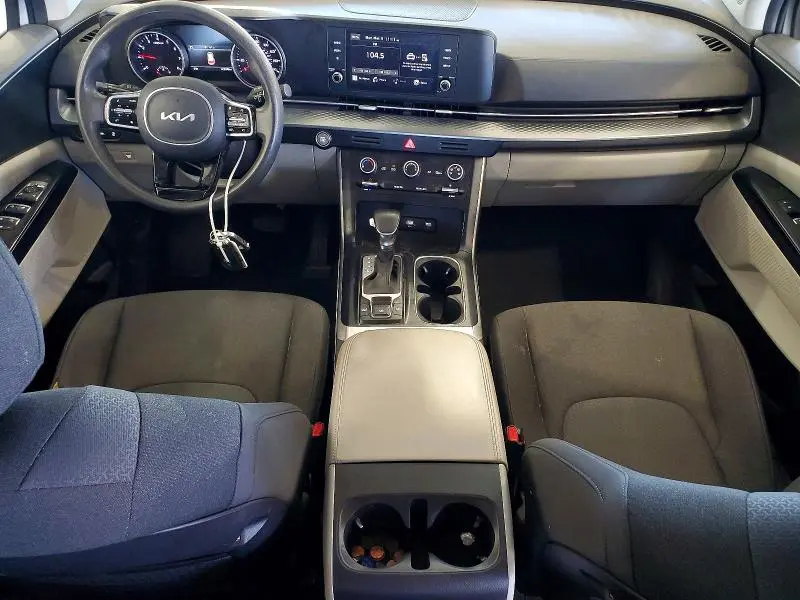 2022 KIA CARNIVAL LX  