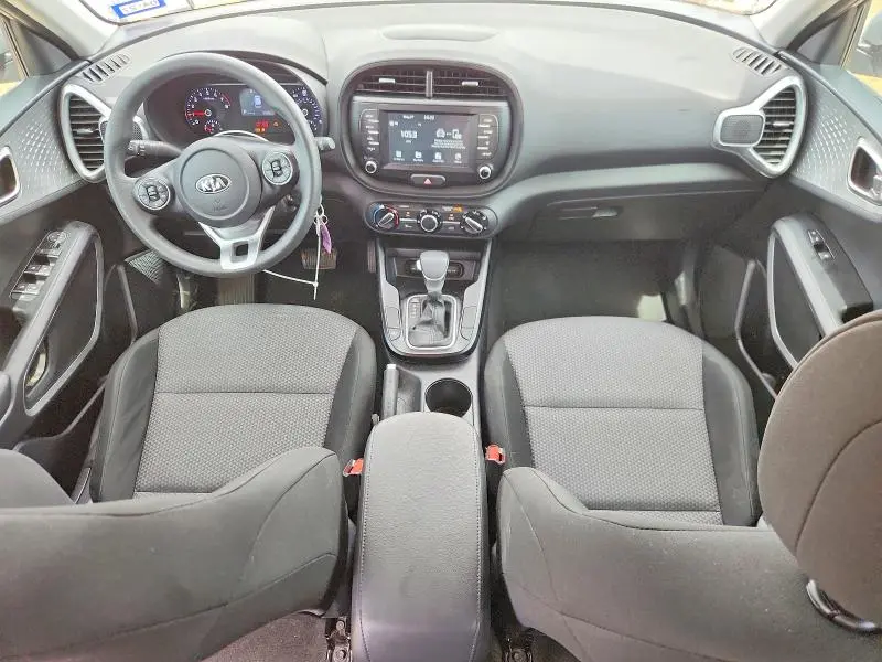 2020 KIA SOUL LX  
