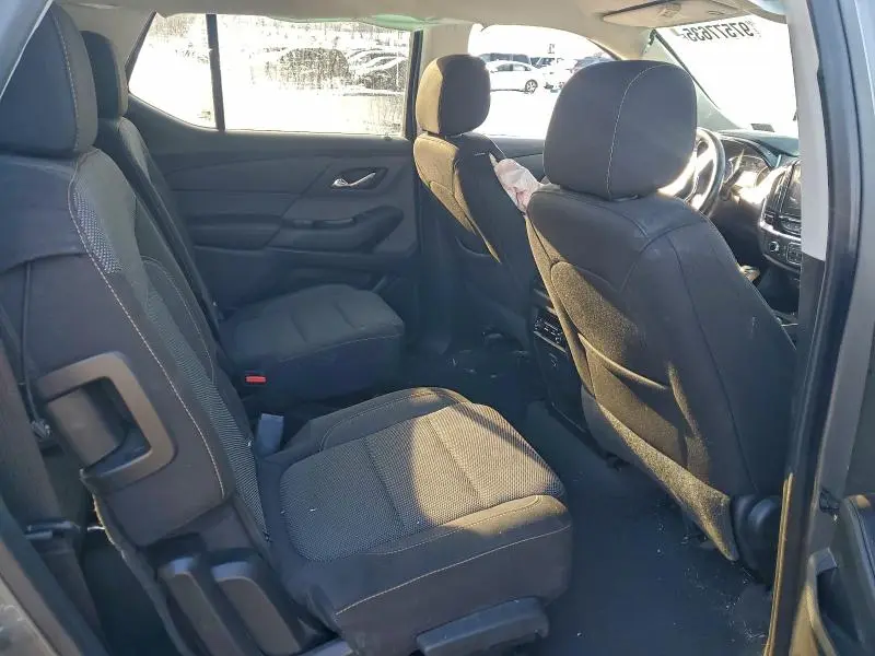 2019 CHEVROLET TRAVERSE LT  