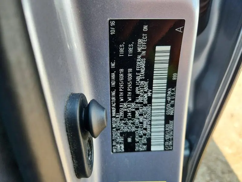 2016 TOYOTA HIGHLANDER XLE  