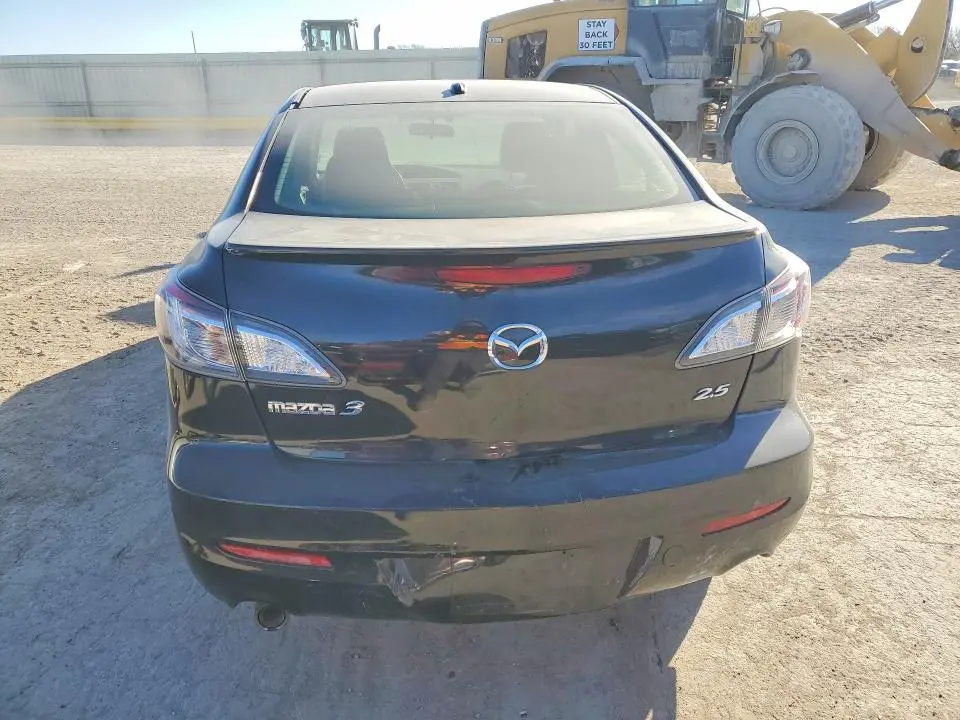 2013 MAZDA 3 S  