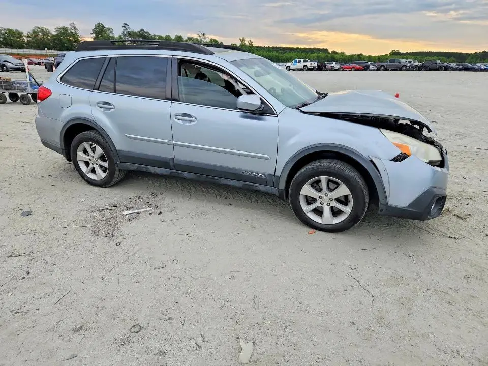 2013 SUBARU OUTBACK 3.6R LIMITED  
