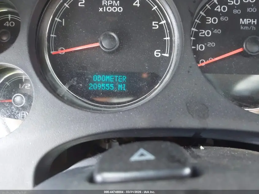 2011 CHEVROLET TAHOE LS