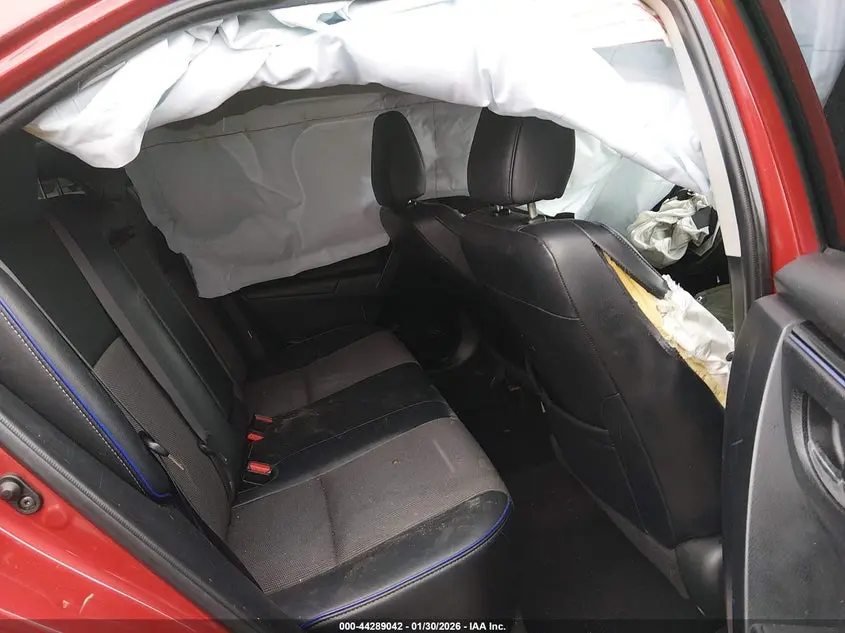 2017 TOYOTA COROLLA SE