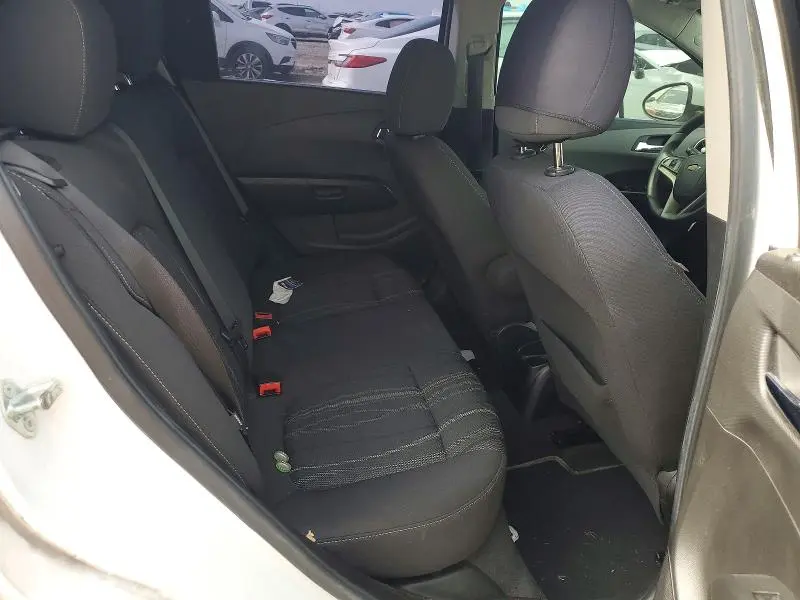 2016 CHEVROLET SONIC LT  