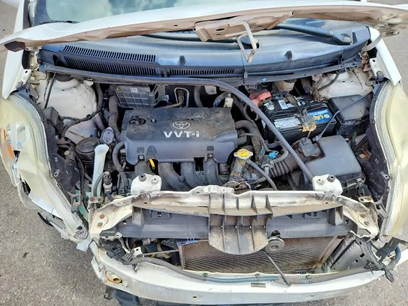 2010 TOYOTA YARIS BASE  
