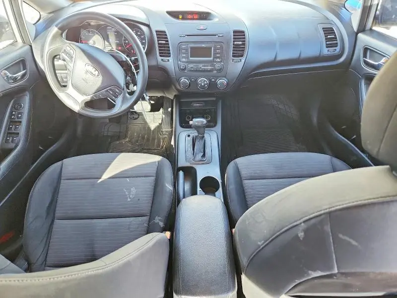 2015 KIA FORTE LX  