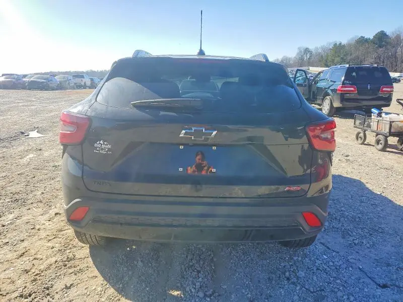 2025 CHEVROLET TRAX 2RS  