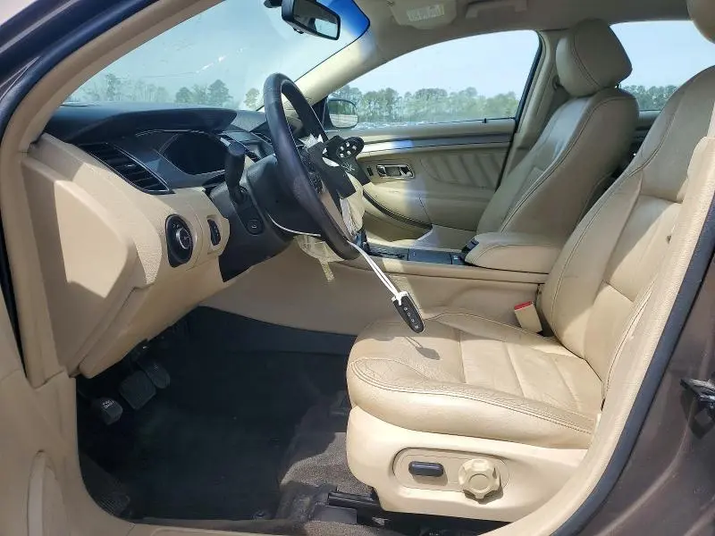 2015 FORD TAURUS SEL  