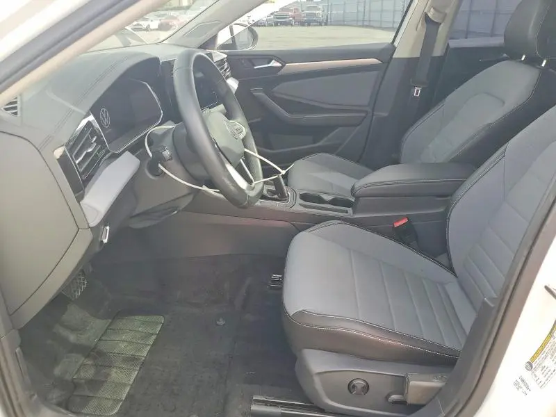 2025 VOLKSWAGEN JETTA SE  