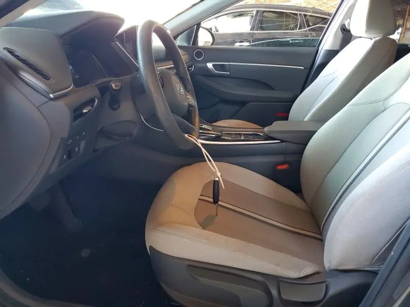 2021 HYUNDAI SONATA SE  