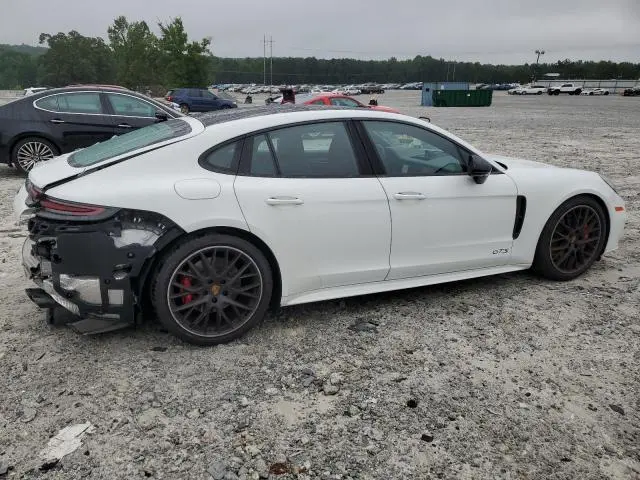 2019 PORSCHE PANAMERA GTS  