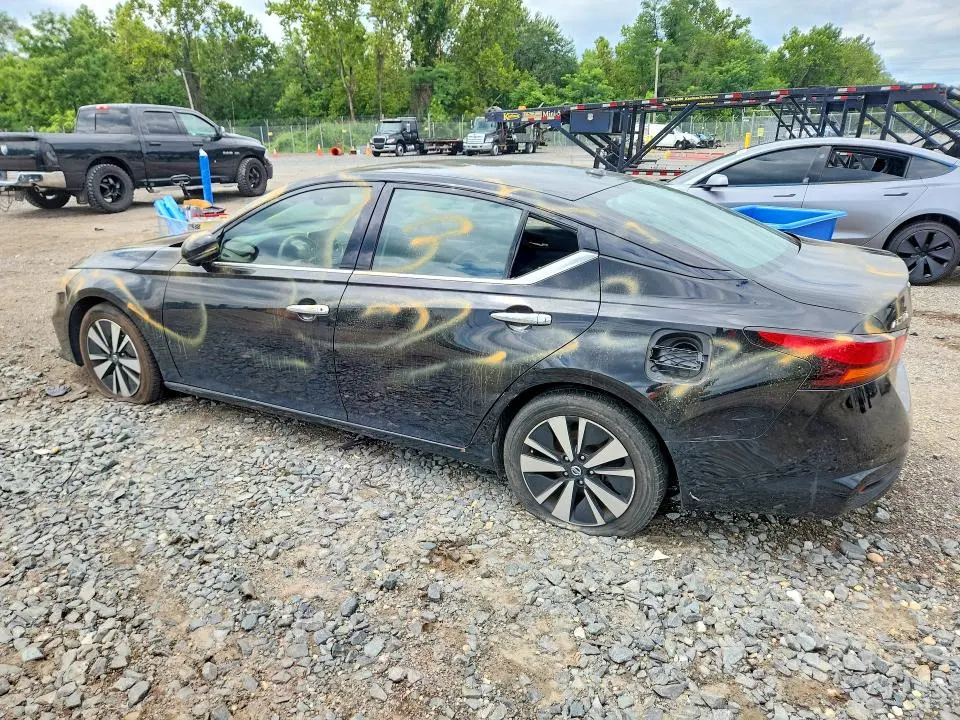 2019 NISSAN ALTIMA SL  