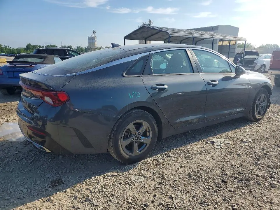 2021 KIA K5   