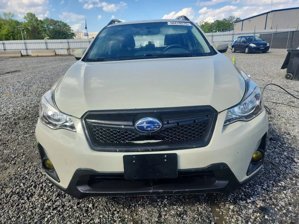2017 SUBARU CROSSTREK LIMITED  