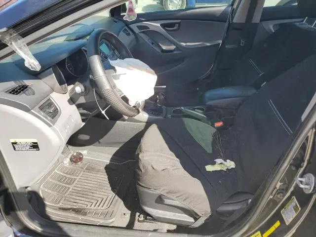 2014 HYUNDAI ELANTRA SE  