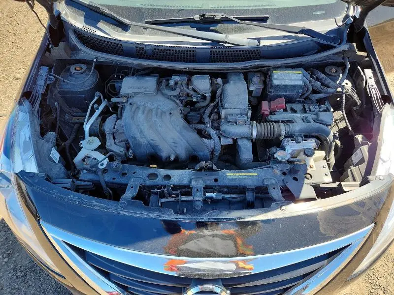 2019 NISSAN VERSA SV  