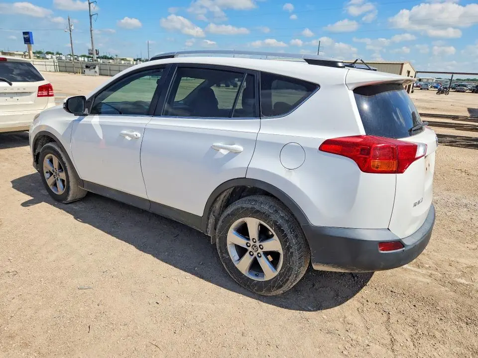 2015 TOYOTA RAV4 XLE  