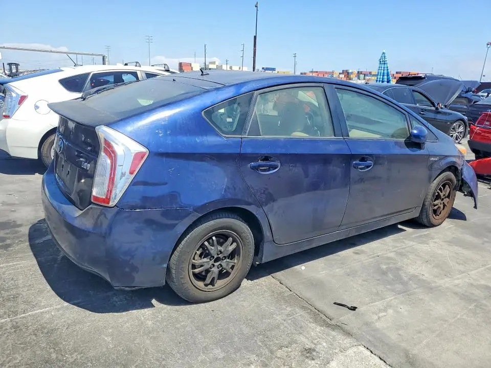 2012 TOYOTA PRIUS TWO  