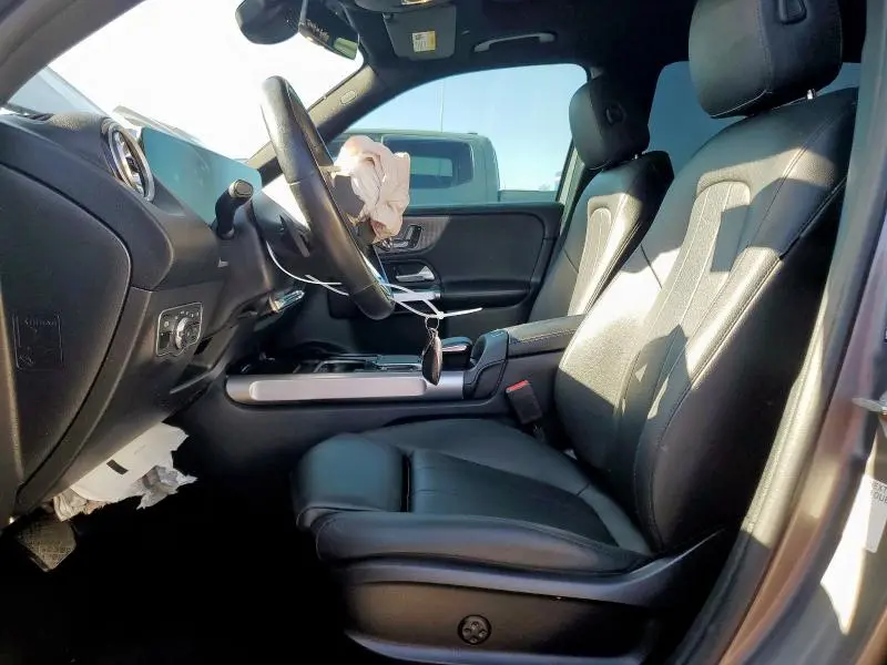 2022 MERCEDES-BENZ GLB 250 4MATIC  