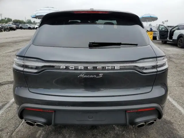 2024 PORSCHE MACAN S  