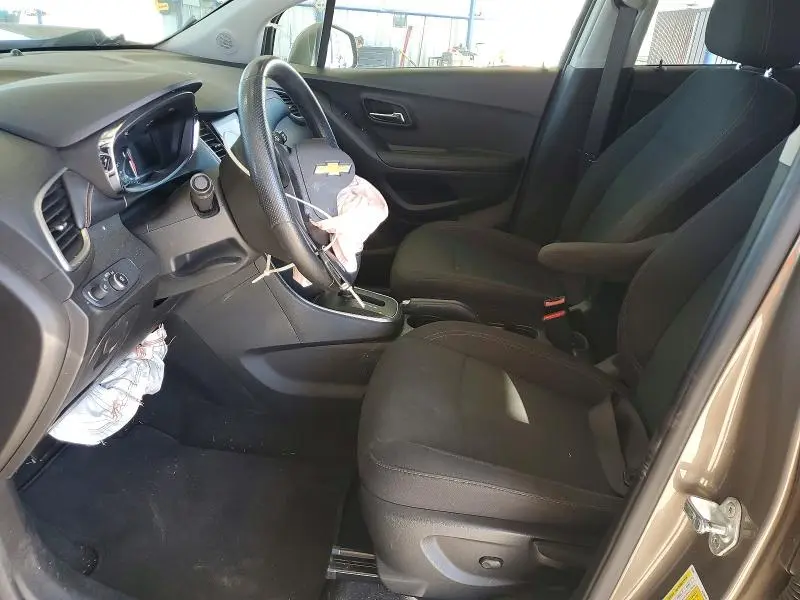 2021 CHEVROLET TRAX LS  