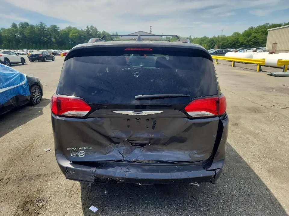 2019 CHRYSLER PACIFICA TOURING L  