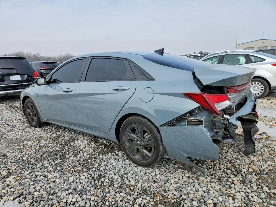 2022 HYUNDAI ELANTRA SEL  