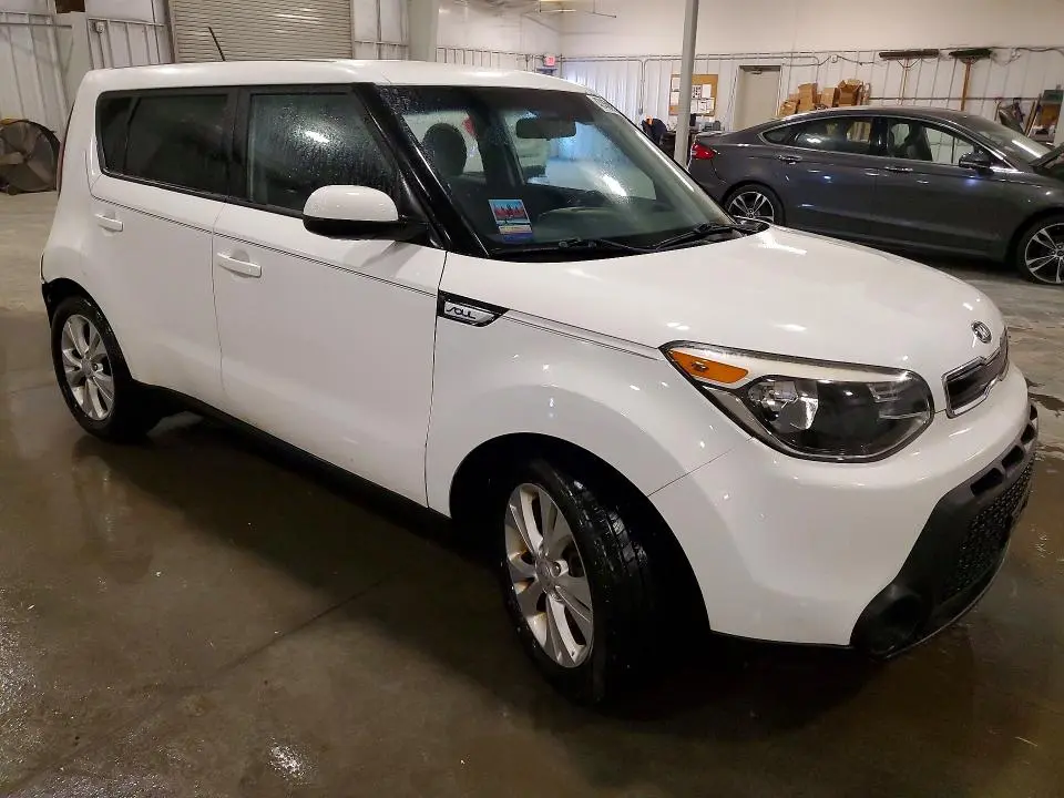 2015 KIA SOUL +  