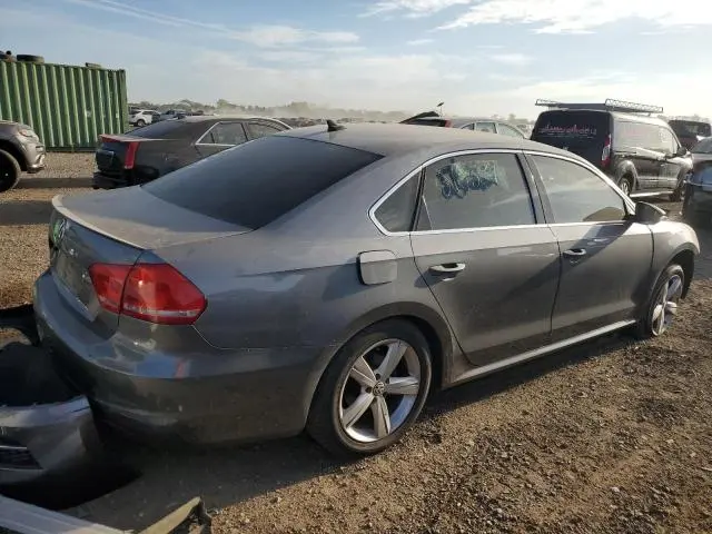 2012 VOLKSWAGEN PASSAT SE