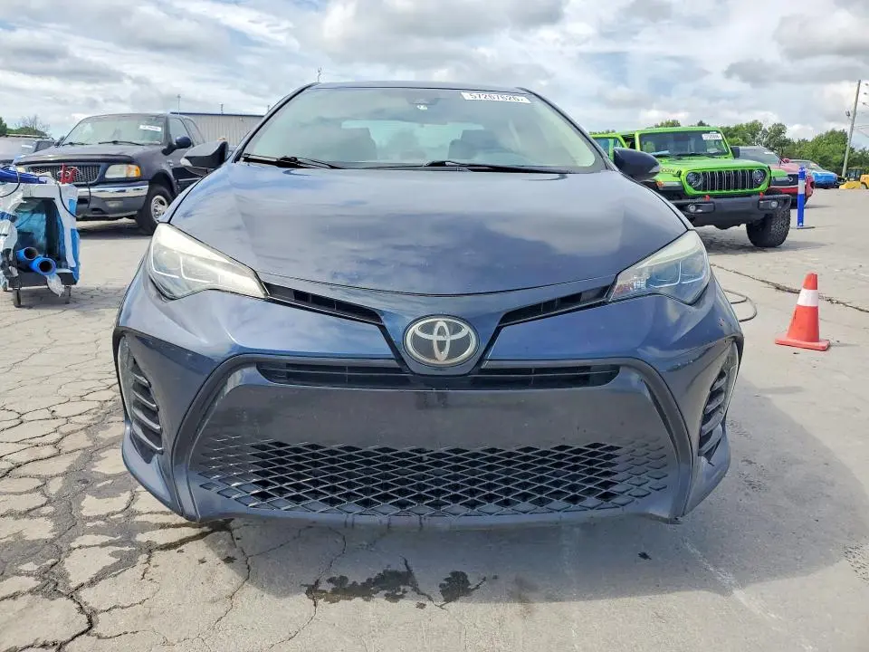 2018 TOYOTA COROLLA SE  
