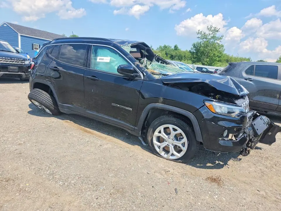 2024 JEEP COMPASS LATITUDE  