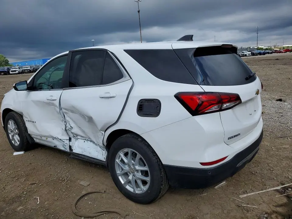 2022 CHEVROLET EQUINOX LT  