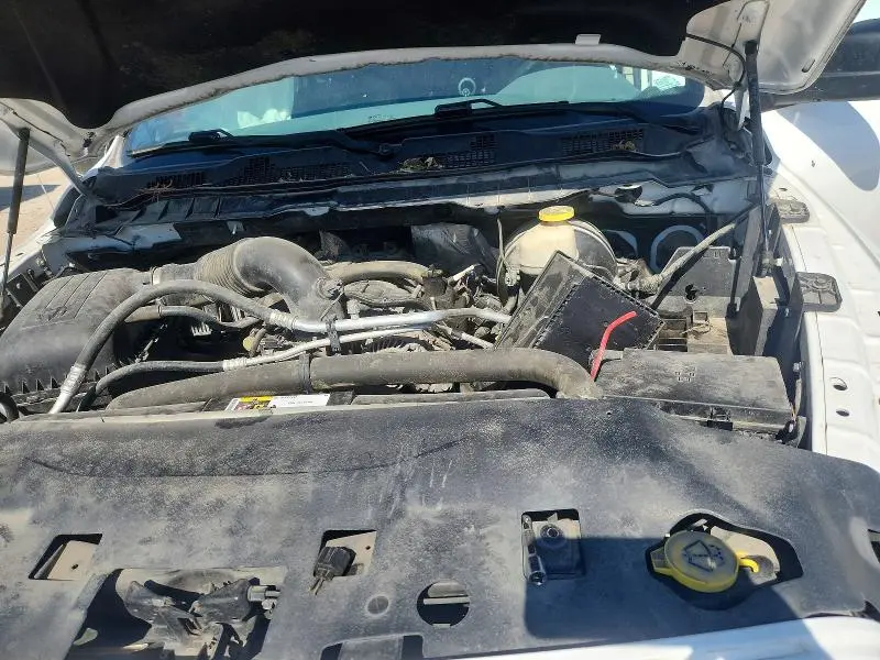 2017 RAM 1500 SLT  