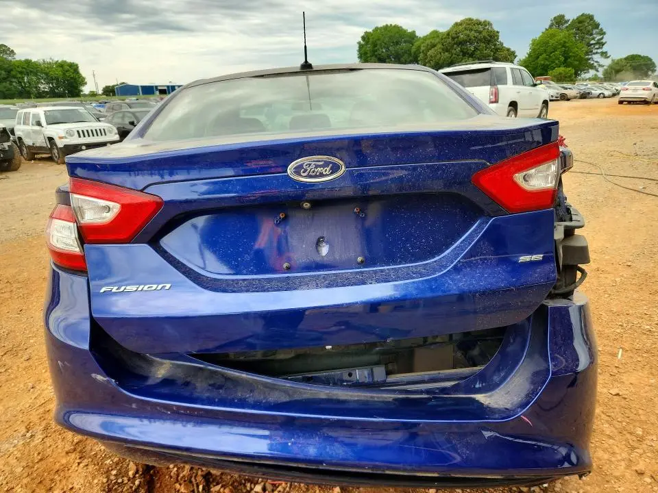 2015 FORD FUSION SE  