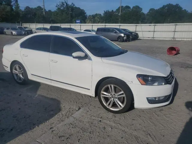 2013 VOLKSWAGEN PASSAT SEL  