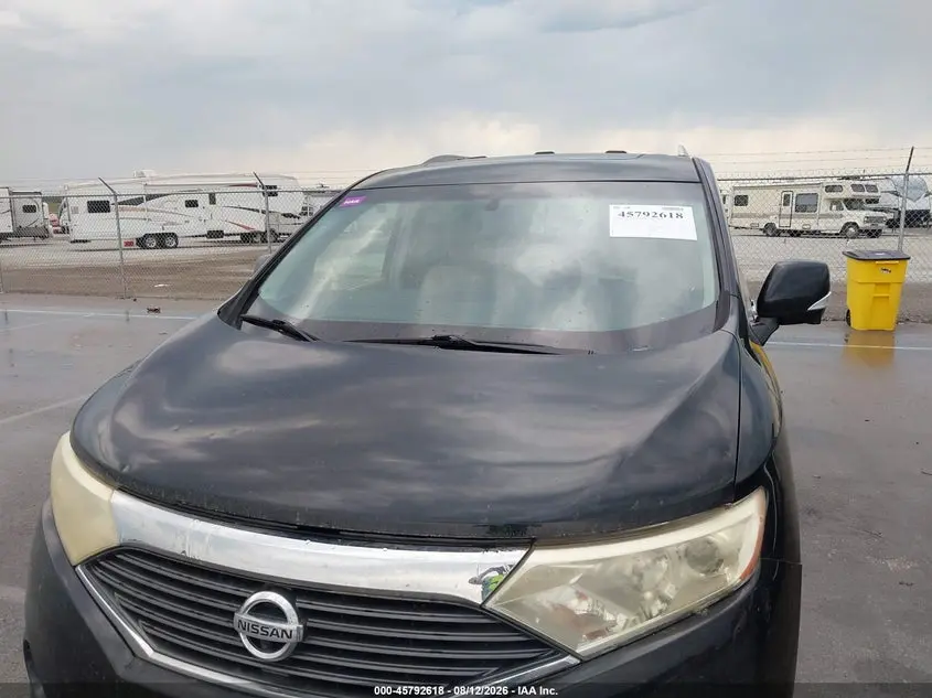 2013 NISSAN QUEST LE