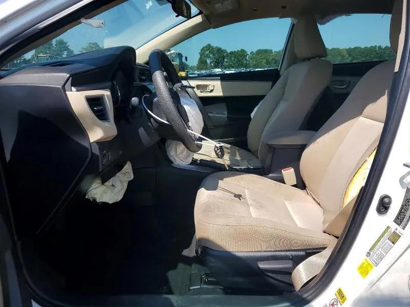 2015 TOYOTA COROLLA LE PLUS  