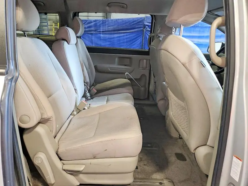 2020 KIA SEDONA LX  