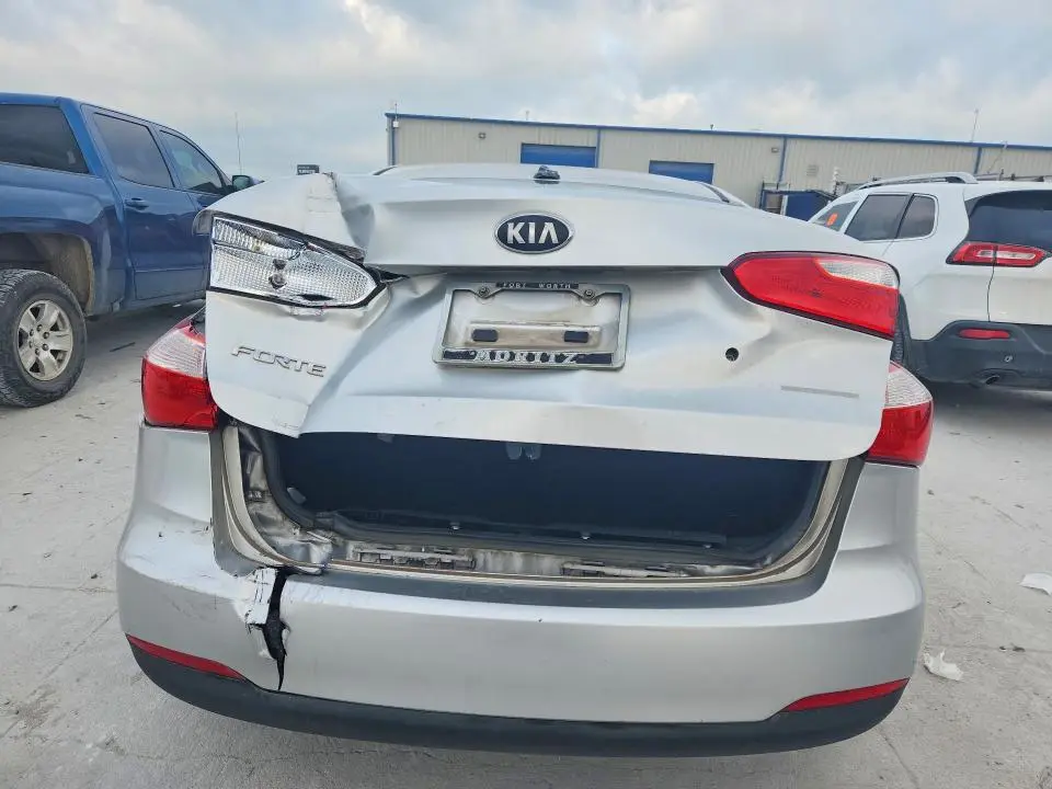 2014 KIA FORTE LX  