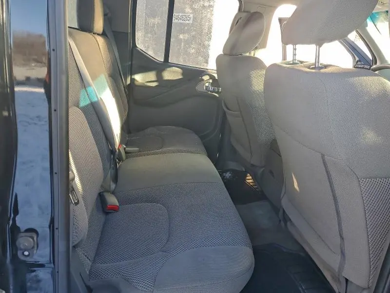 2018 NISSAN FRONTIER S  