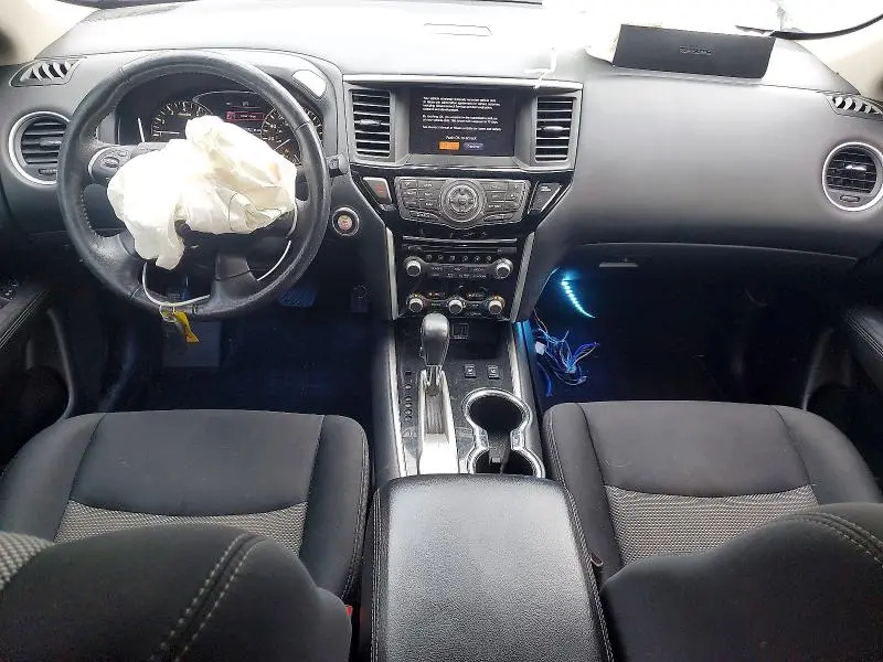 2019 NISSAN PATHFINDER SV  
