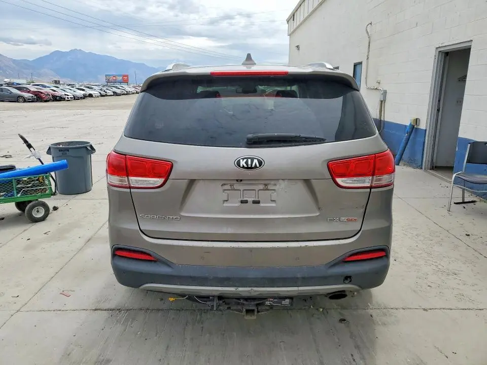 2016 KIA SORENTO EX  