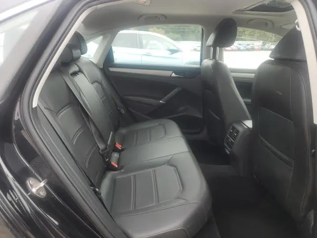 2021 VOLKSWAGEN PASSAT SE