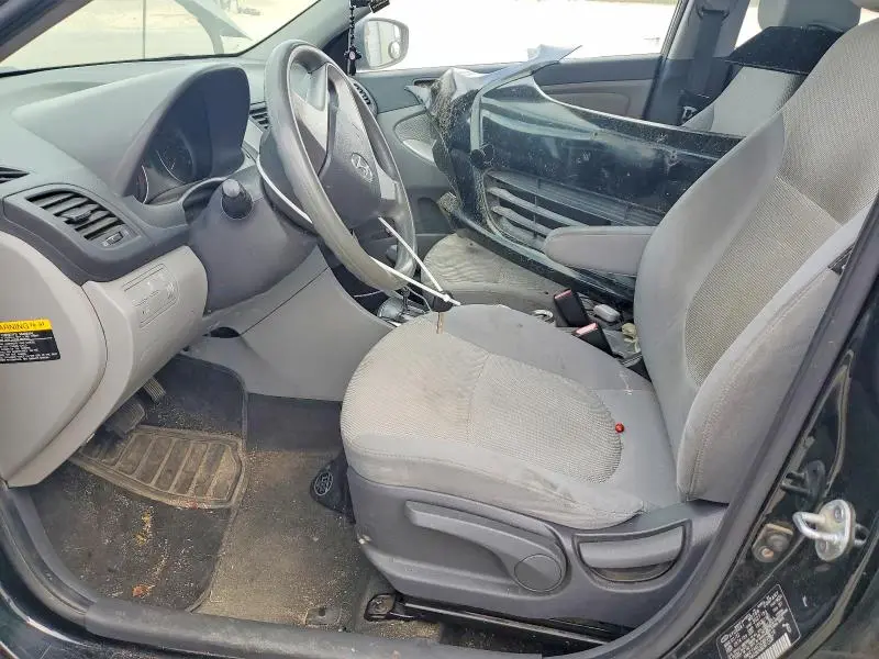 2012 HYUNDAI ACCENT GLS  