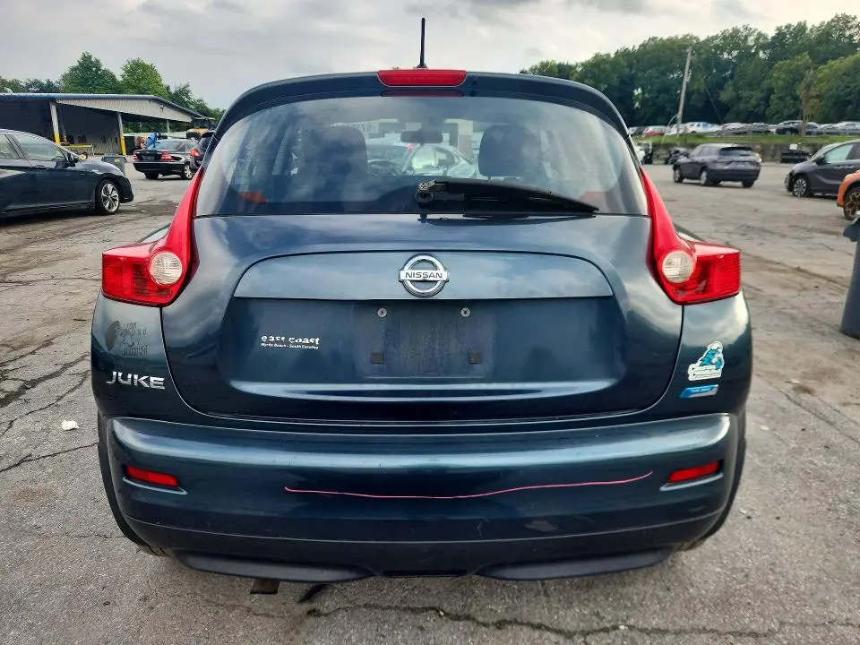 2014 NISSAN JUKE S  