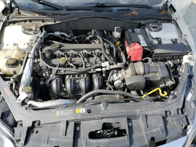 2011 FORD FUSION SE  