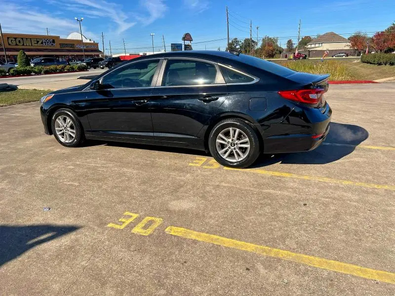 2016 HYUNDAI SONATA SE  